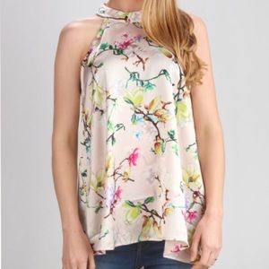 Pink/blush floral top with keyhole detail